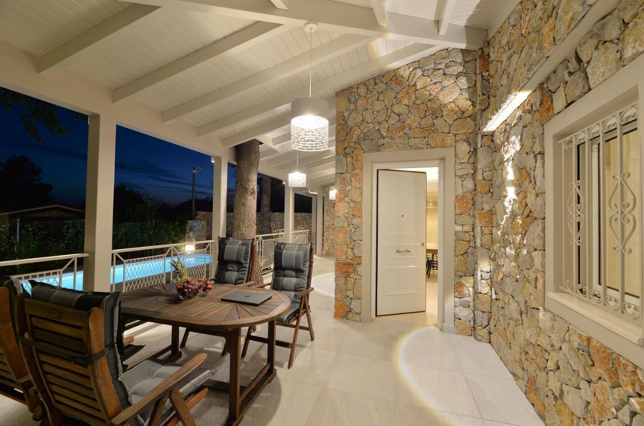 Lagonisi Luxurious Residence Ruby'S Pool Villa Buitenkant foto